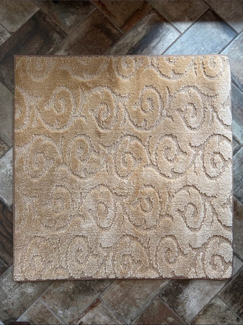 Damalas Non-Slip Bath Mat NWOT